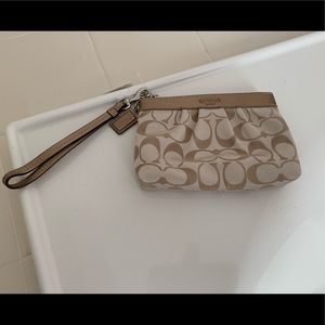 Coach classic gold / brown / tan wristlet wallet - NWT